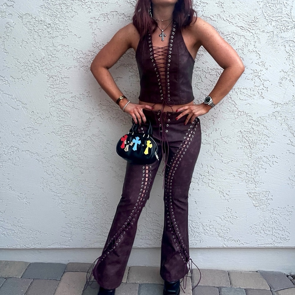 Leather Set - Picture 2 of 3